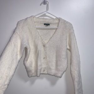 Wild Fable Cropped Fuzzy Cardigan Sweater
